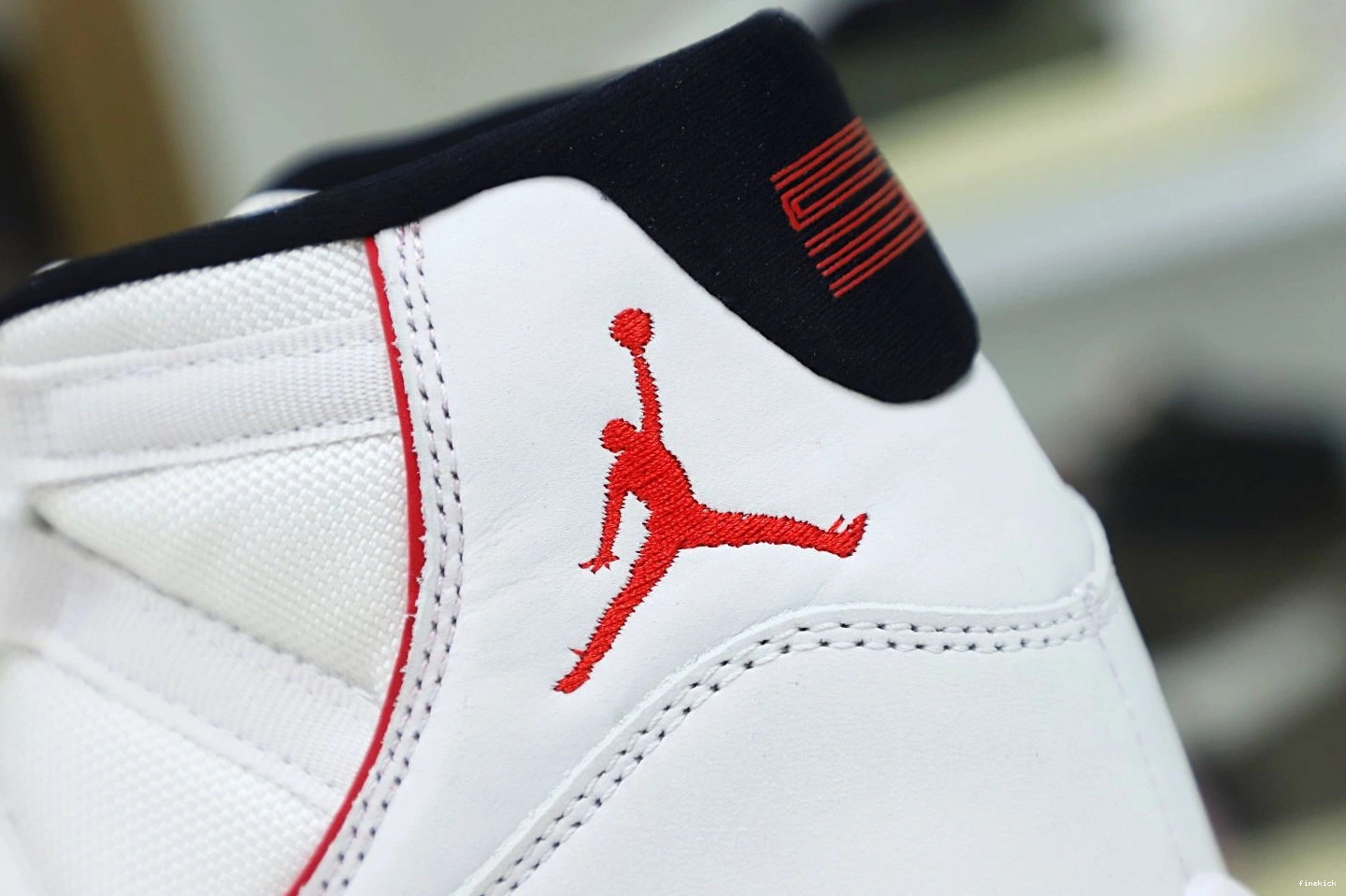 11 PLATINUM JORDAN TINT RETRO XI AIR 0912
